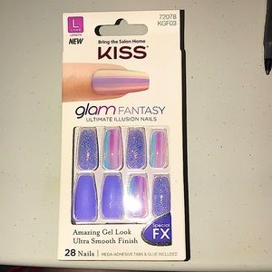 KISS Glam Fantasy Ultimate Illusion Press On Nails